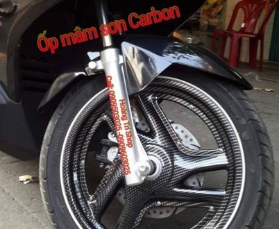 Ốp mâm sơn Carbon cho xe Airblade 2016