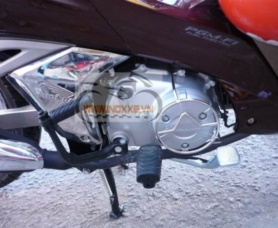 Phụ tùng Inox xe Future 2012- Bảo vệ lốc máy 