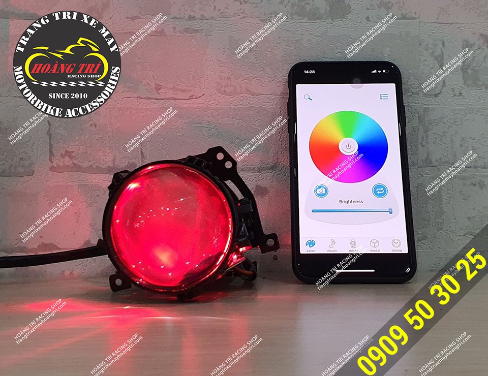 Super bright Led ball light with built-in Demi light changing color by phone Choosing red