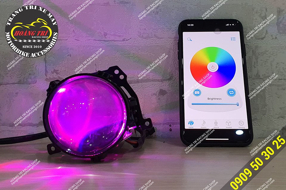 Super bright Led ball light with built-in Demi light changing color by phone Choosing pink