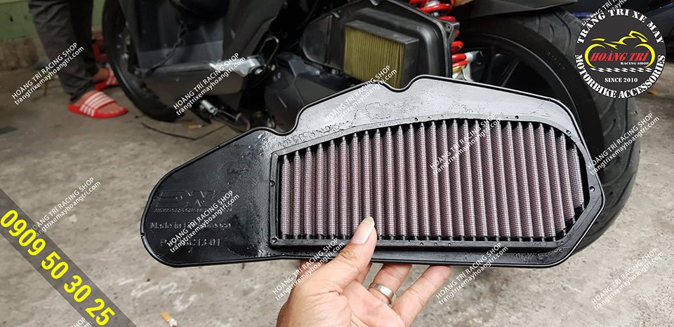 On hand, DNA air filter is ready to be installed in the car