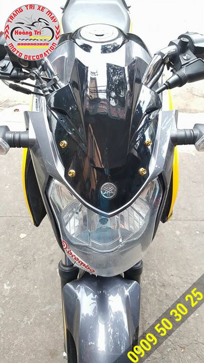 The transparent cap is mounted on the Fz150
