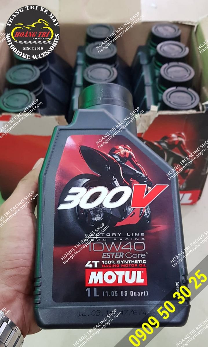 On hand Motul 300V lubricant for motorcycles
