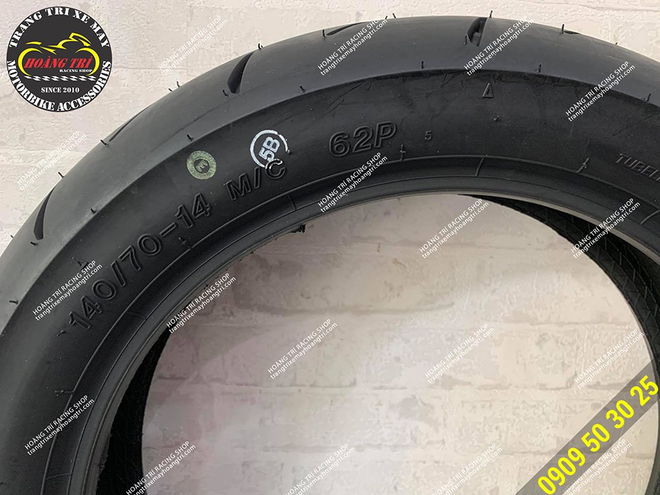 Specifications are printed on IRC tires