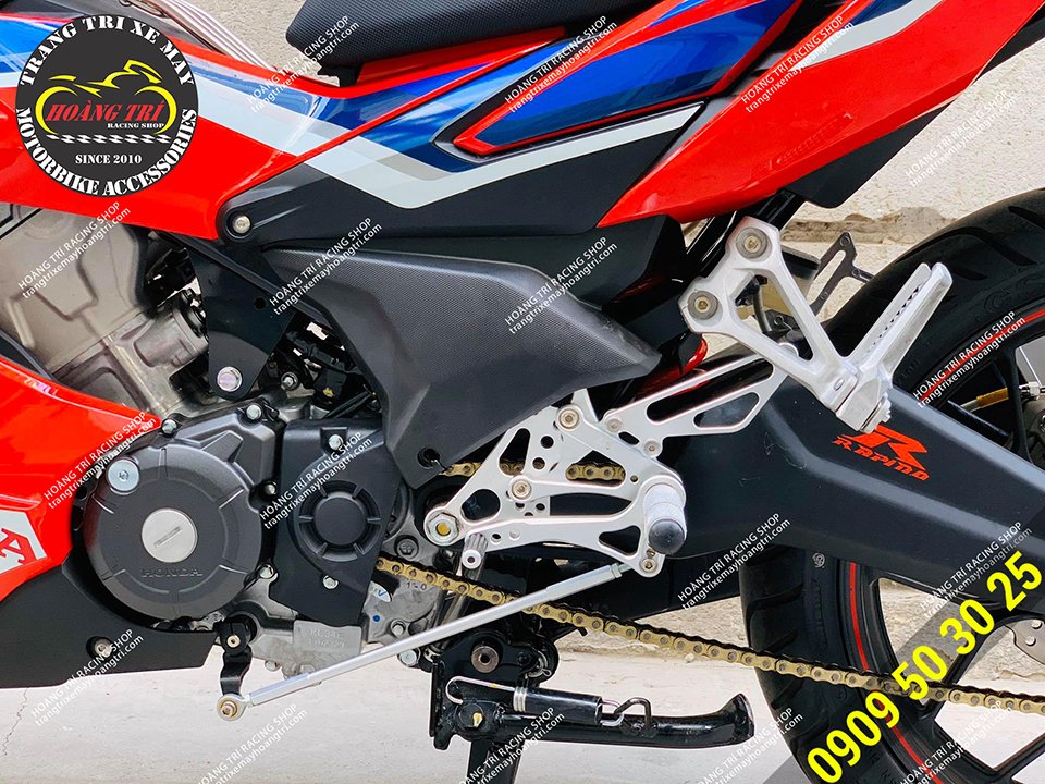 Close-up details of the number of single fractures Yoshimura Winner X (Left)