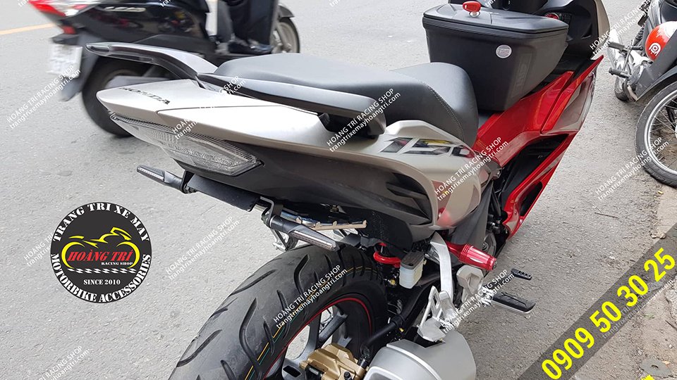 Anti-dumping red Biker mounted for Winner X