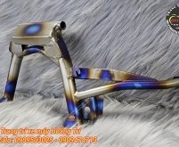 Chân chống đứng Titanium Vario, Click Thái